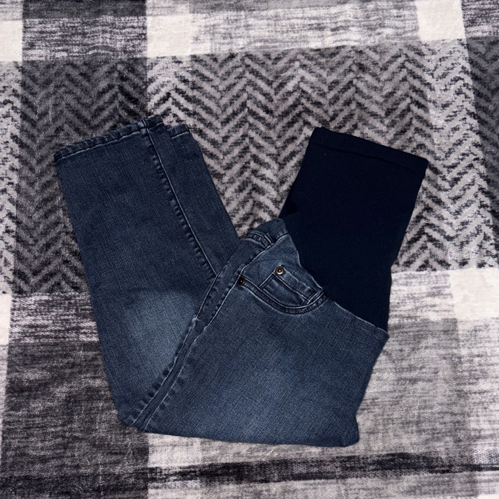 🐢Indigo Blue Women's Capris - Classic Dark Wash
